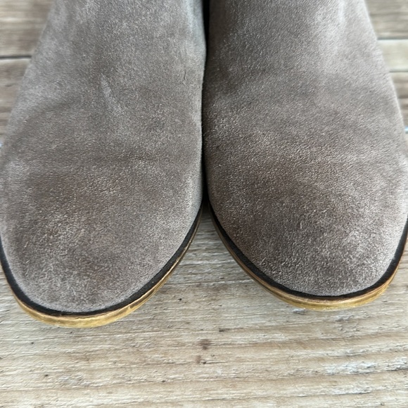Lucky Brand Bartalino Suede Bootie Size 8.5 - Picture 3 of 10